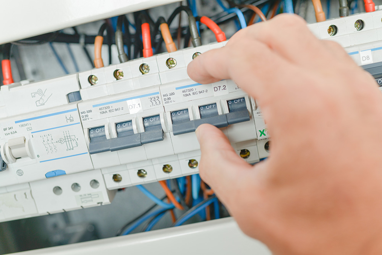 Elektro­installation bei EMS-Götz Elektro-Multimedia-Service in Berching