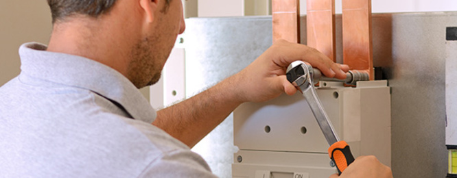 Nieder­spannungs­anlagen bei EMS-Götz Elektro-Multimedia-Service in Berching
